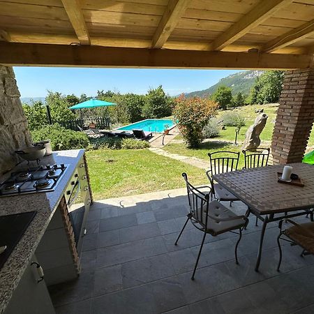 Villa Mavrici, Neighbors Free บูเซต ภายนอก รูปภาพ