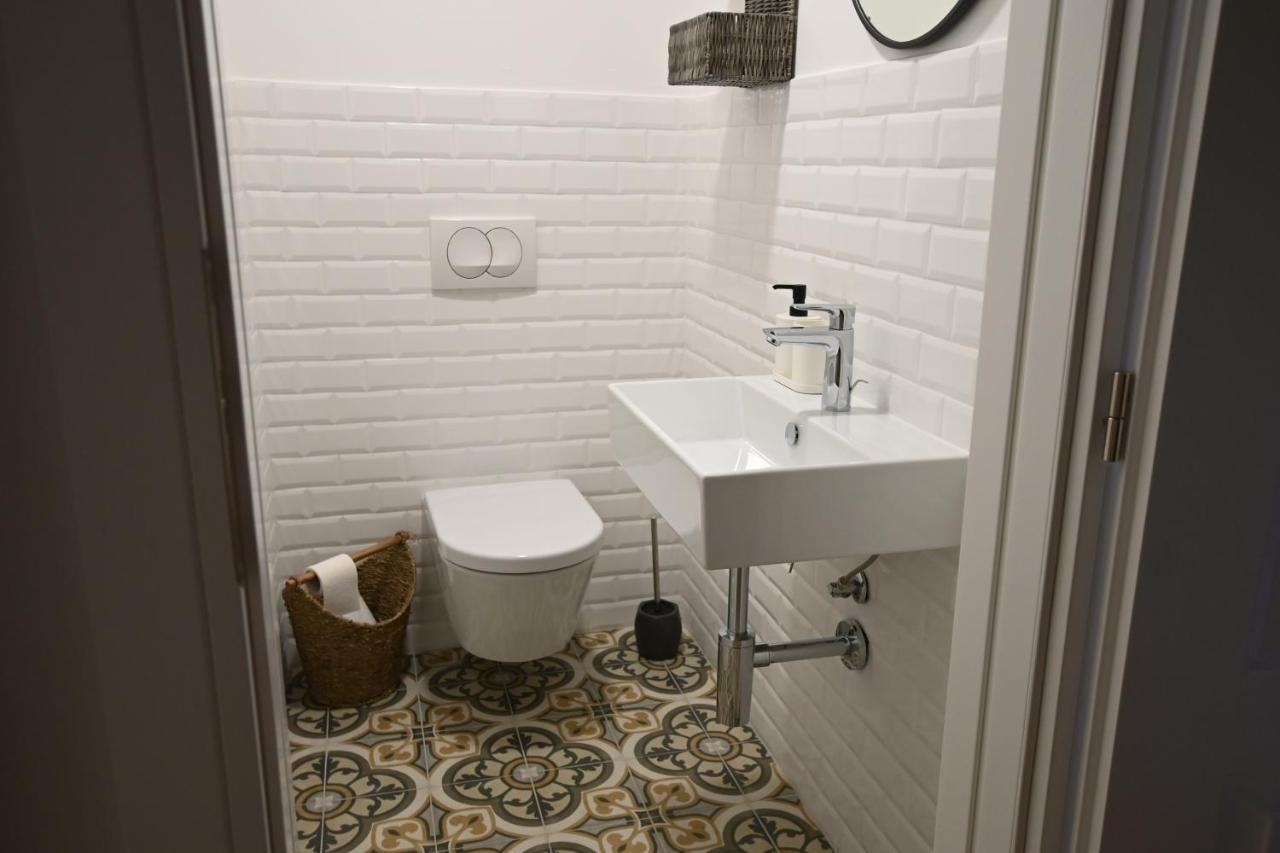 Villa Mavrici, Neighbors Free บูเซต ภายนอก รูปภาพ