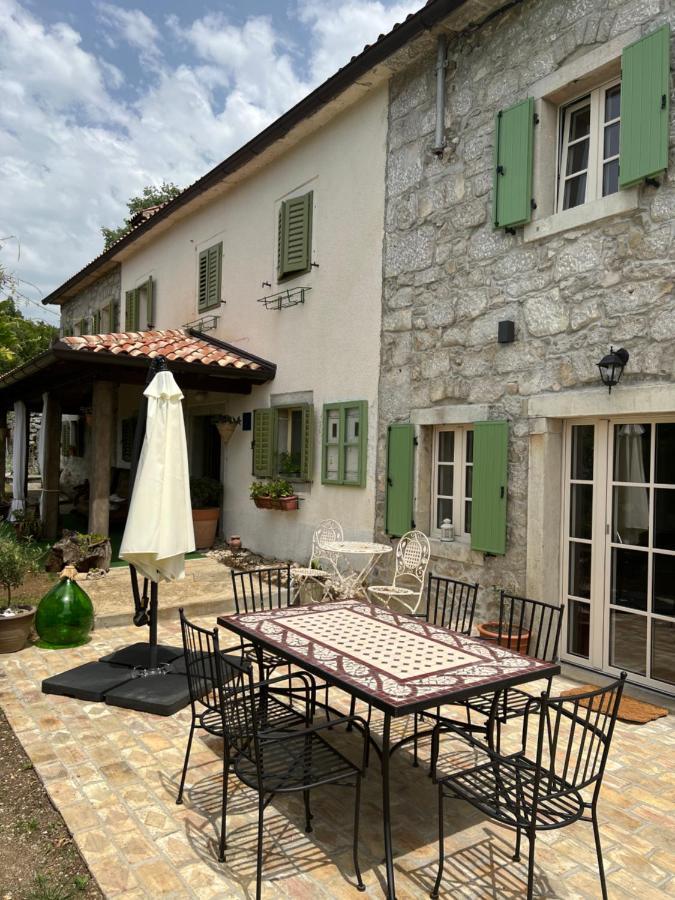 Villa Mavrici, Neighbors Free บูเซต ภายนอก รูปภาพ